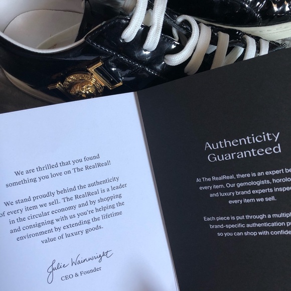 -SOLD- patent Versace Sneakers👟 - Picture 7 of 7